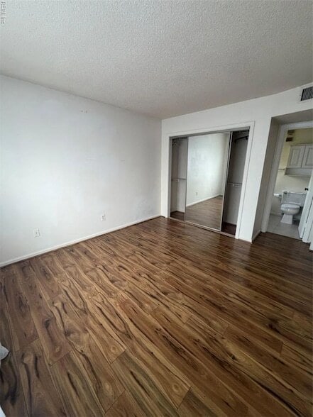 Photo - 616 Shoreham Ct