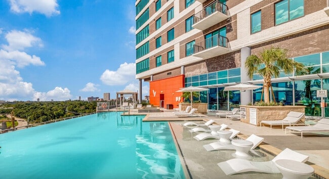 Photo - 2002 Holcombe Blvd Unit SI ID1359170P