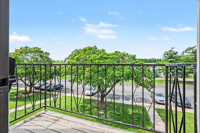 Photo - Brookside Apartments
