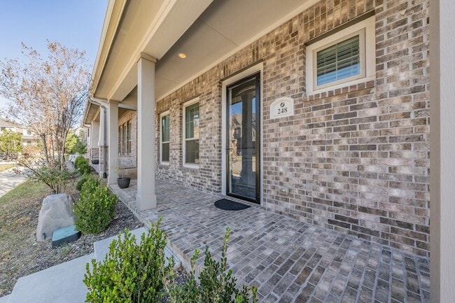 Photo - 248 Harbor Hills Dr