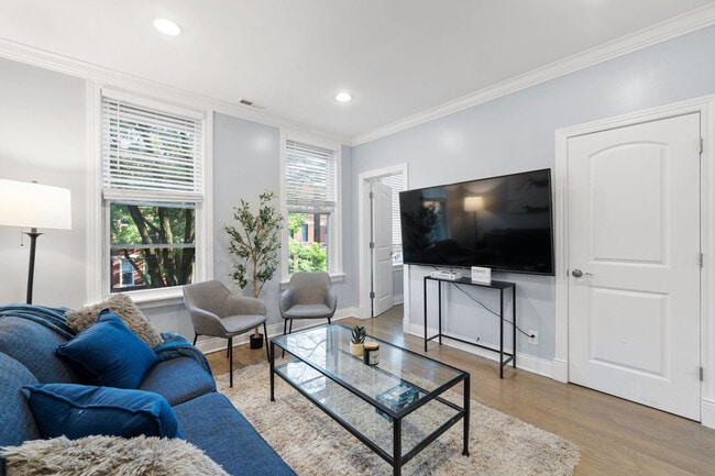 Photo - 1408 W Ohio St Unit ID1244924P