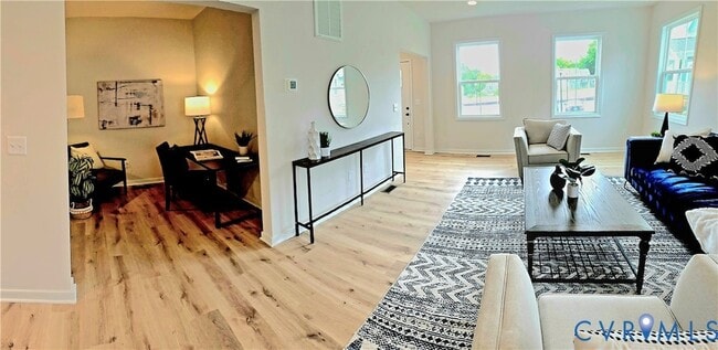 Photo - 8443 Villetta Pointe Ln