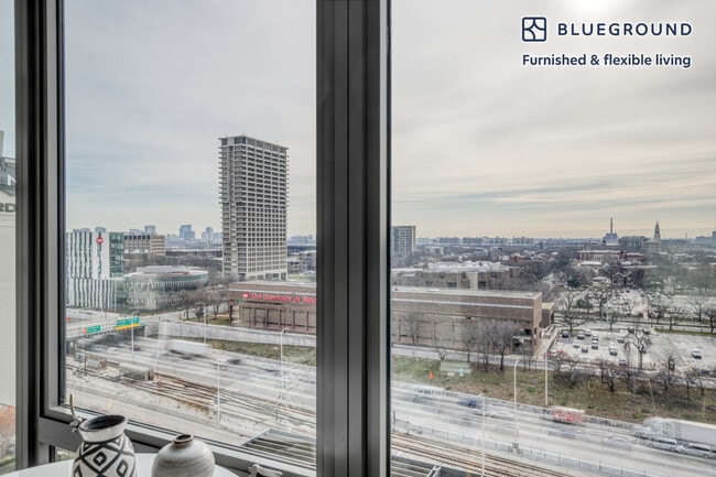 Photo - 1035 W Van Buren St Unit FL10-ID522