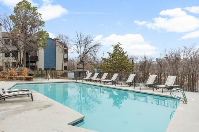 Photo - Waterside Apartments Tulsa