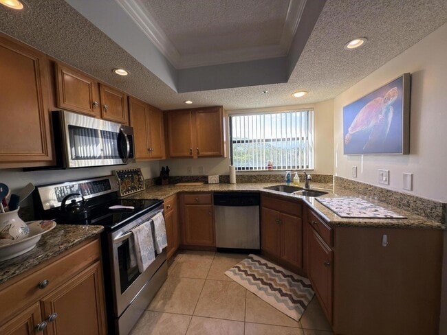 Photo - 700 Uno Lago Dr Unit 305