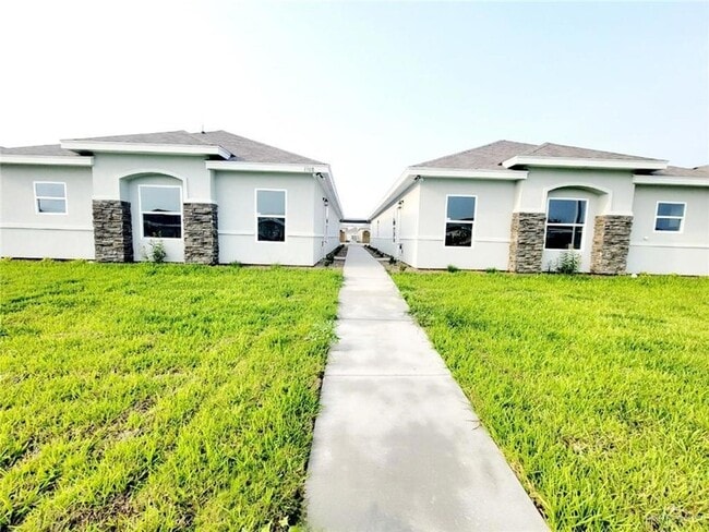 Building Photo - 1908 Davenport St Unit 1