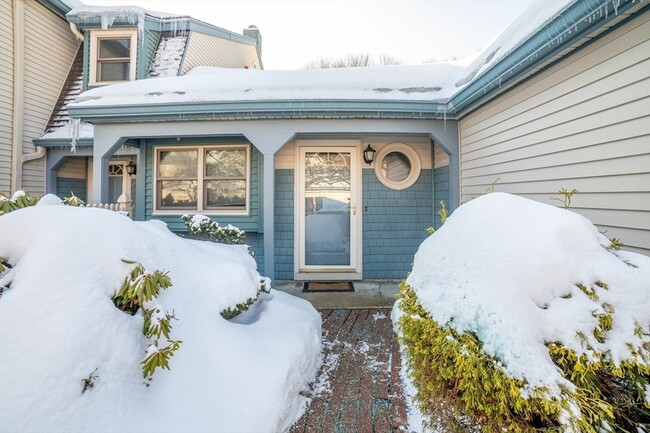 Building Photo - 67 Crystal Brook Way Unit A