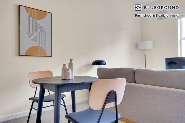 Photo - 853 Commodore Dr Unit FL5-ID988