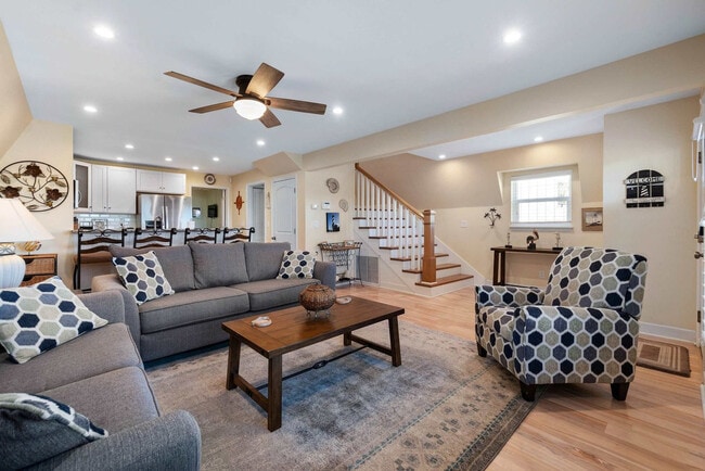 Photo - 123 Ferdinand Ave Unit ID1281969P