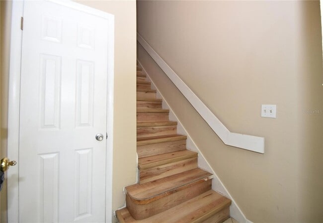 Photo - 6 Broadmore Cir