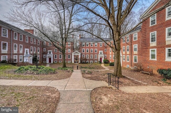 Photo - 3630 39th St NW