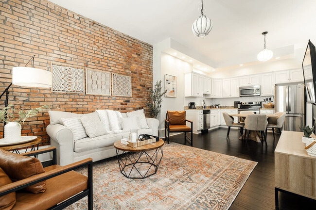 Building Photo - 1354 Broadway Unit ID1056136P