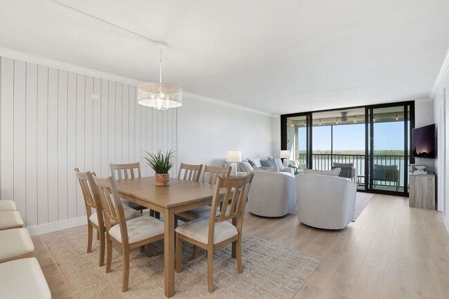 Photo - 4253 Bay Beach Ln Unit FL3-ID1372279P