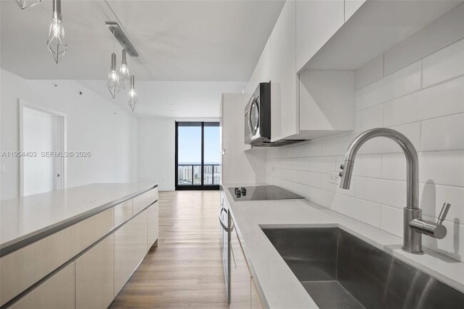 Photo - 101 Diplomat Pkwy Unit 2104