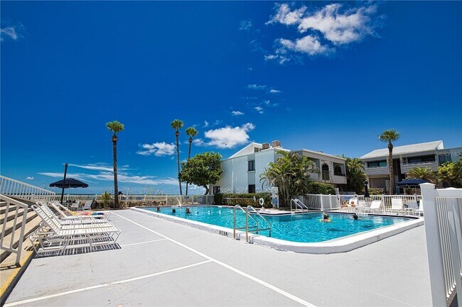 Photo - 1555 Tarpon Center Dr Unit 243