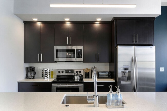 Photo - 822 Howard Ave Unit ID1272337P