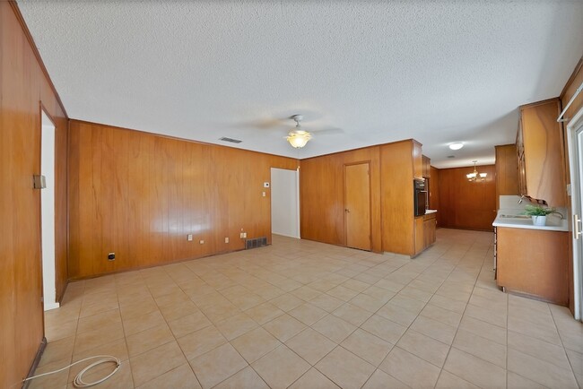 Photo - 6516 Perdido Dr