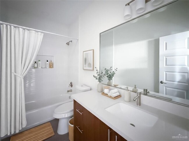 Photo - 604 N Onyx Ave Unit 4