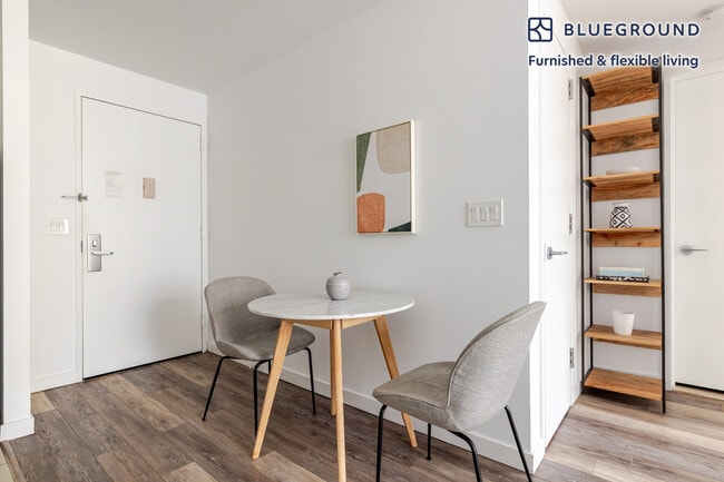 Photo - 556 3rd Ave Unit SI FL8-ID1804