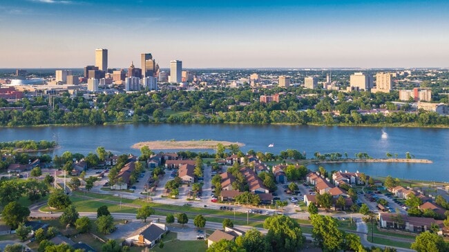 Photo - Waterside Apartments Tulsa