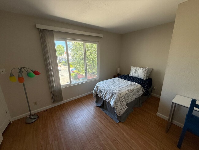 Photo - 107 S Grant St Unit ID1319911P