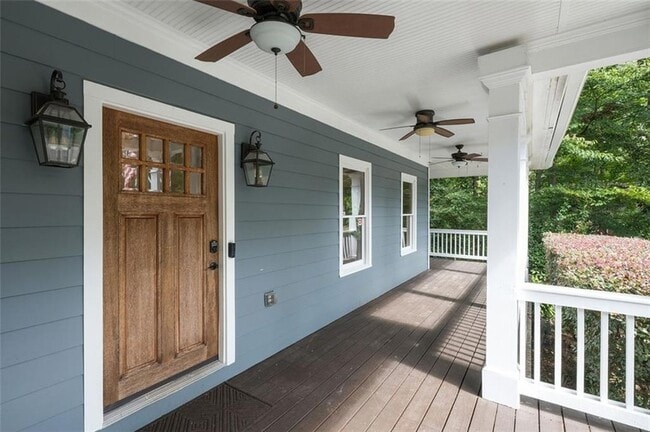 Photo - 1018 Berne St SE