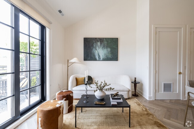 2BR, 1BA - 858SF - Living Room - 100 East