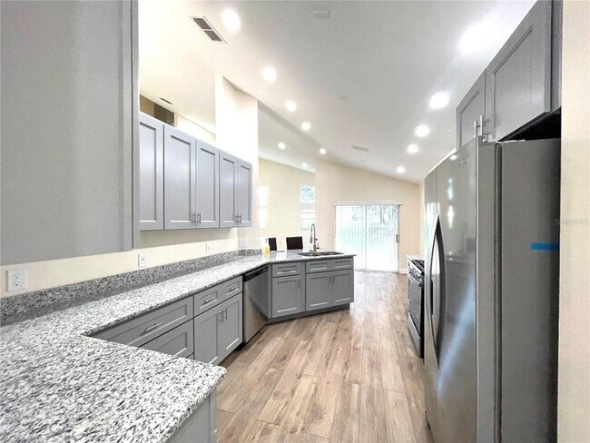 Photo - 110 Winchester Ln