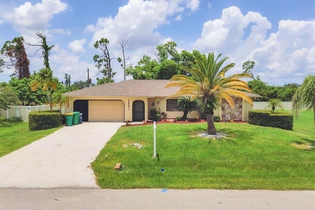 Photo - 948 Andrews Ave NW