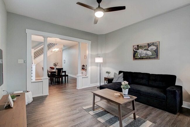 Photo - 42 S Holmes Ave Unit ID1303782P