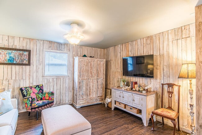 Photo - 202 Corto Pl Unit ID1285294P