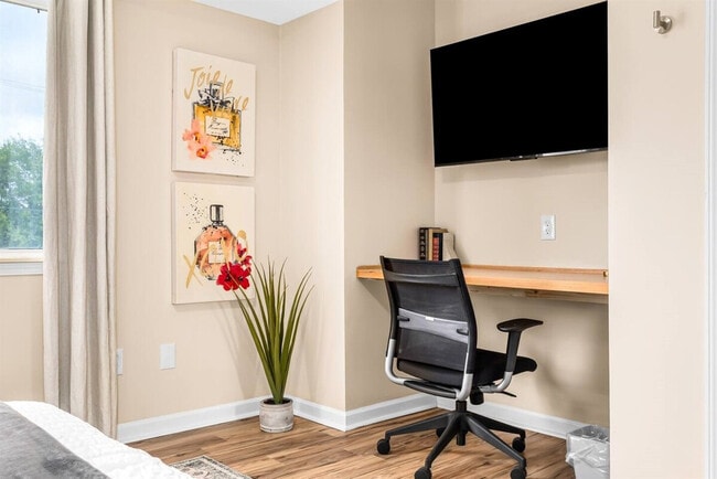 Photo - 18308 Mesle St Unit ID1032362P