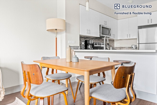 Photo - 1800 Lacassie Ave Unit FL3-ID984