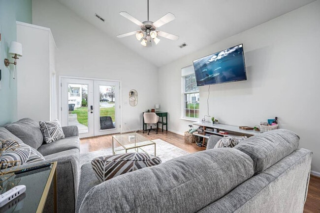 Building Photo - 4125 Brenmar Ln Unit SI ID1020741P