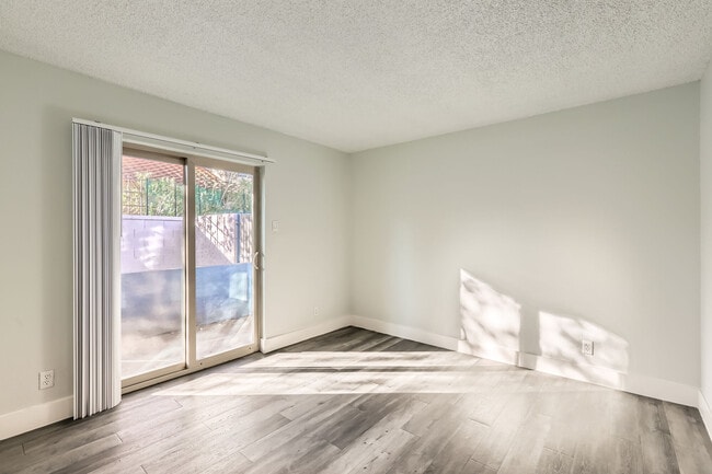 Photo - Ava North & South