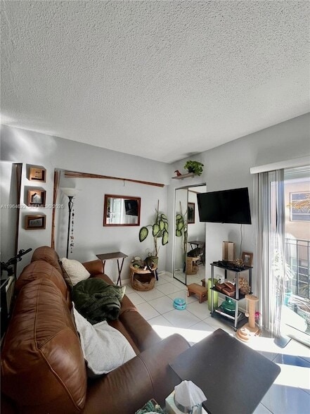 Photo - 1960 Marseille Dr Unit 204