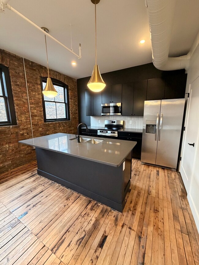 305 - The Produce Lofts