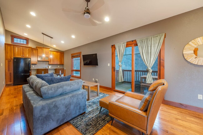 Building Photo - 39 Great Aspen Way Unit SI ID1023364P