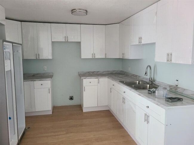 Photo - 1910 NW 60th Ave