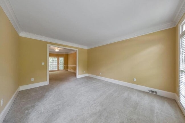 Photo - 5321 Edgerton Dr