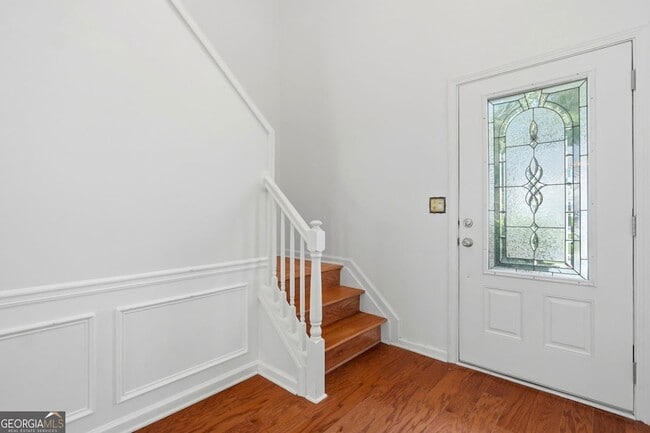 Photo - 513 Stepney Ct SE