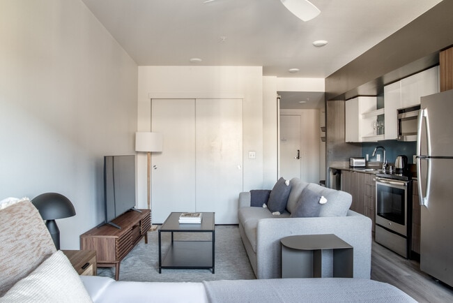 Photo - 1530 Belmont Ave Unit FL6-ID3648A