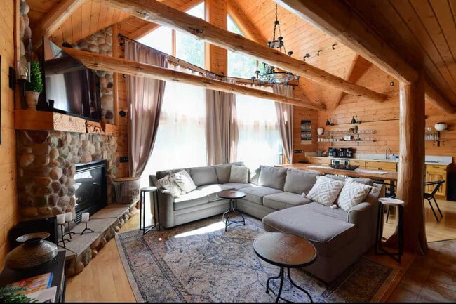 Building Photo - S3925 County Hwy BD Unit ID1369278P