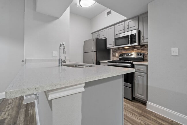 Photo - Larkin Apartment Homes
