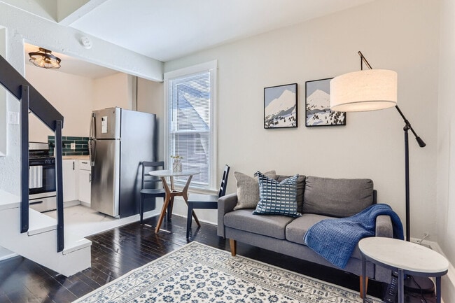 Building Photo - 1240 York St Unit ID1026264P