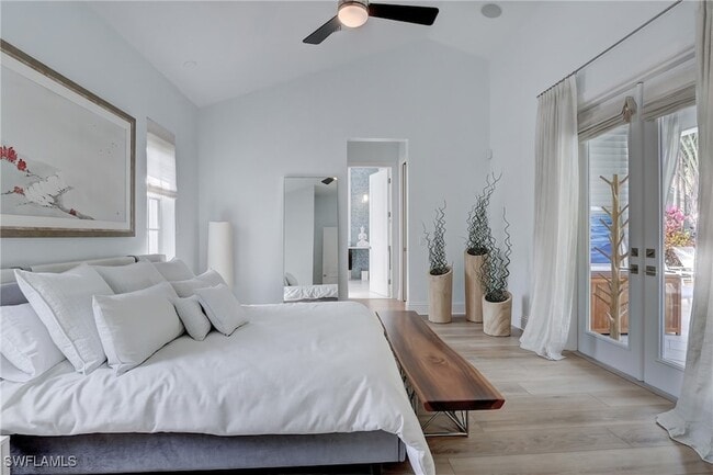 Photo - 687 9th Ave S