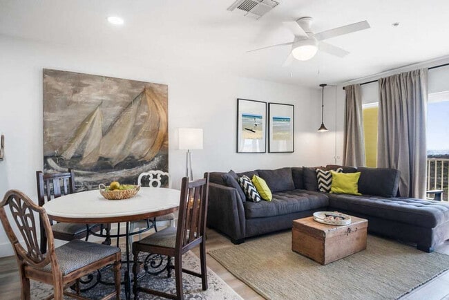 Photo - 16 Cut Off Rd Unit SI FL2-ID1023232P