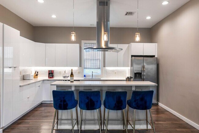 Photo - 3737 Bienville Ave Unit ID1269162P