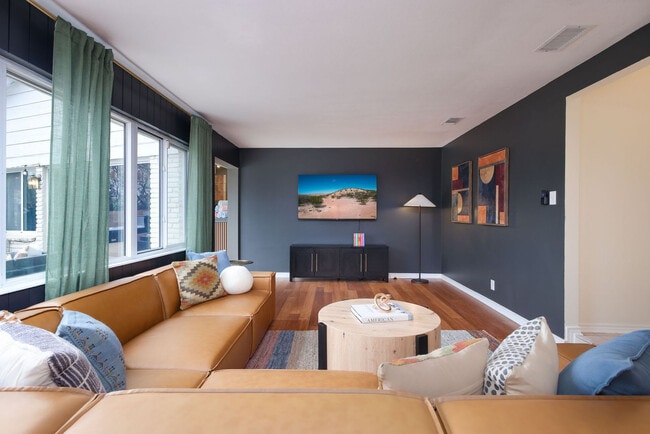 Building Photo - 6605 Countess Adria St Unit ID1057036P