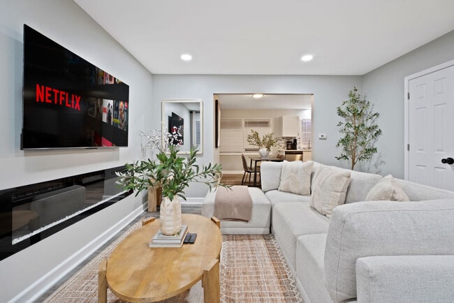 Photo - 508 S Warrington Rd Unit ID1237896P